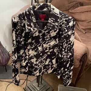 212 collection black and white jacket and skirt set size small